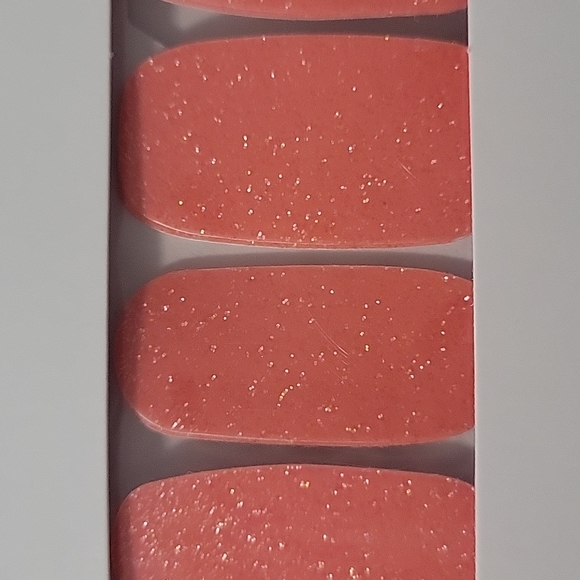 Color Street you're corally invited - Picture 3 of 3